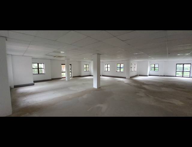 1,485M² OFFICE TO LET IN WOODMEAD
